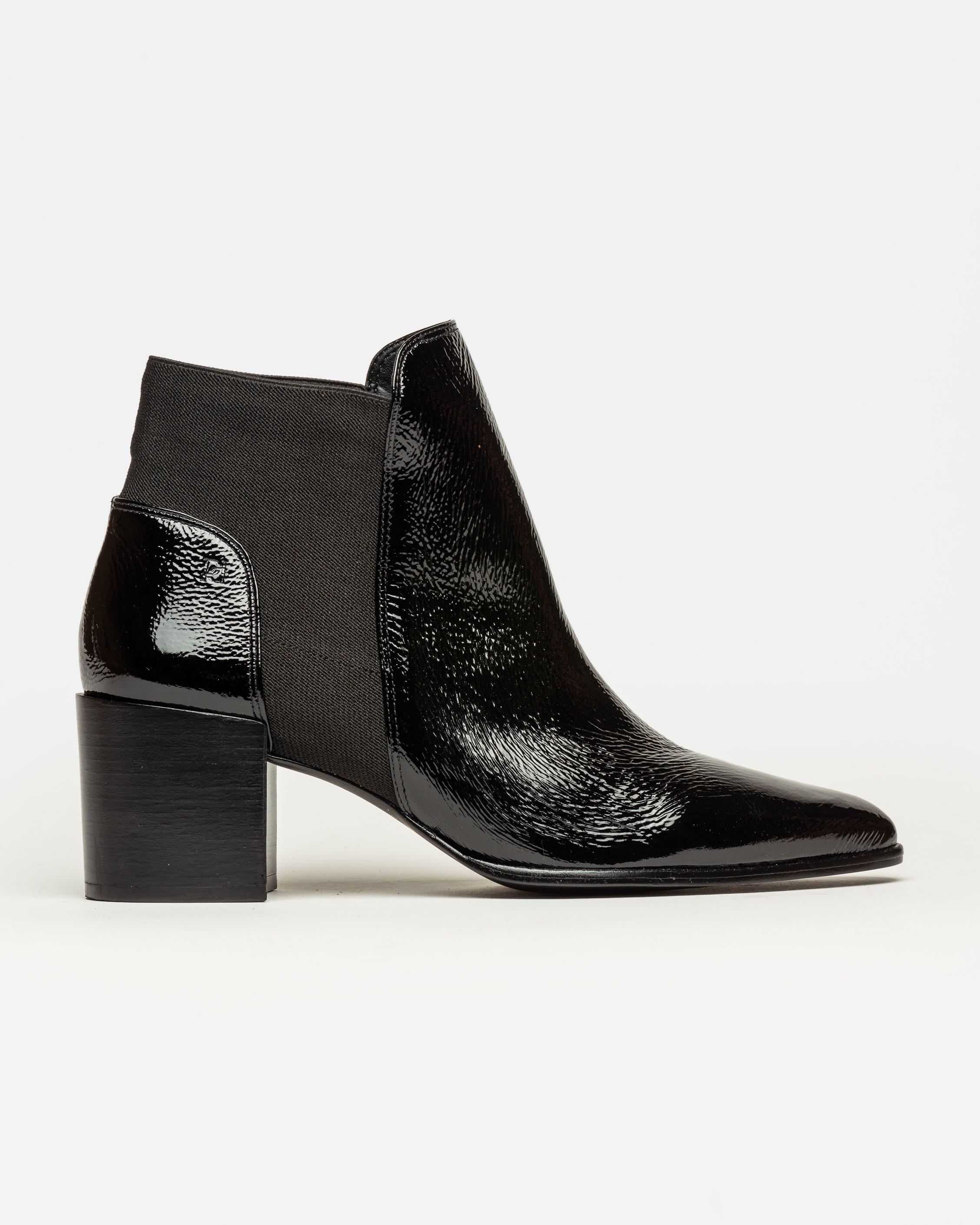 Bota caña baja June en cuero gloss