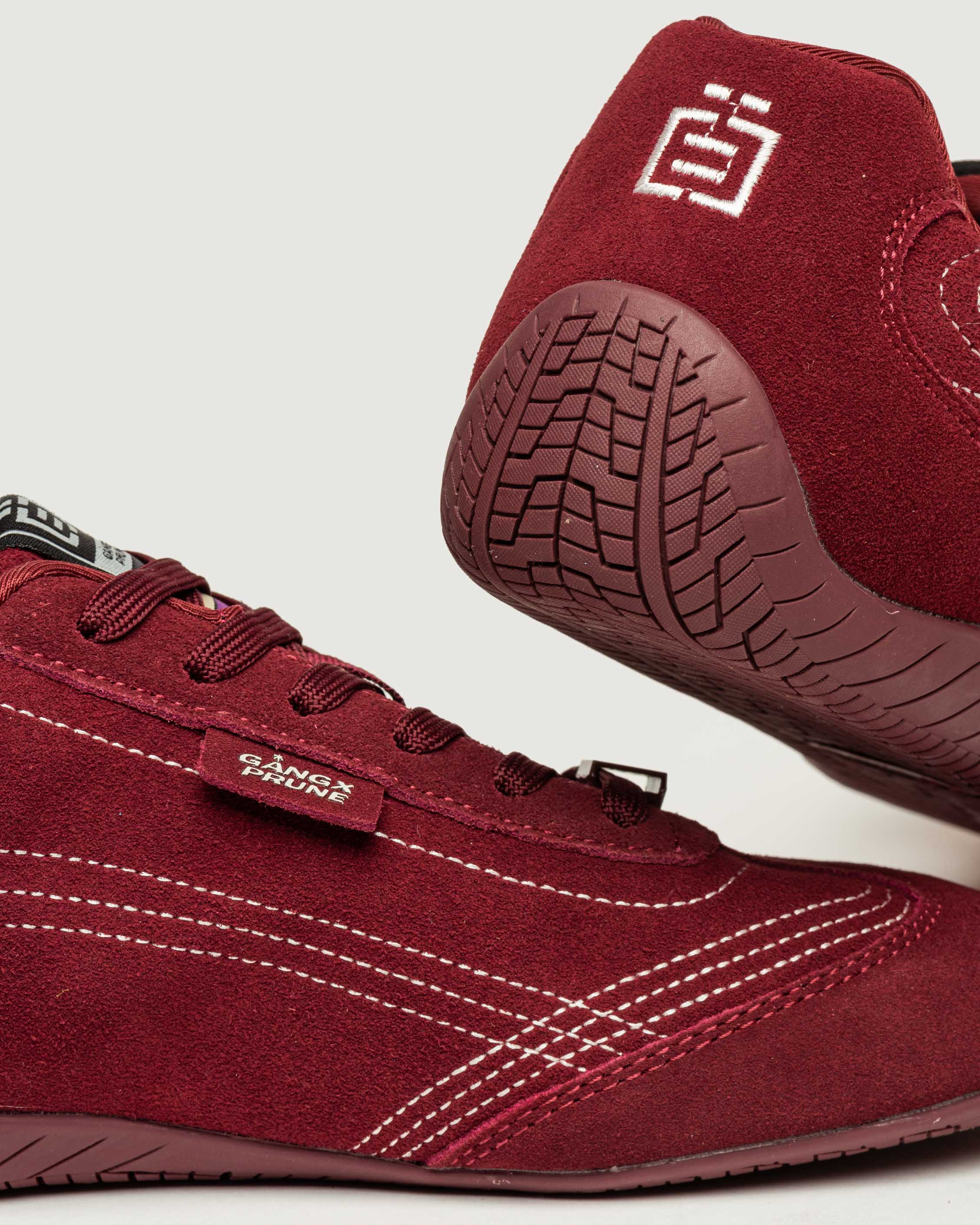 Sneaker The stitchy gang en gamuza