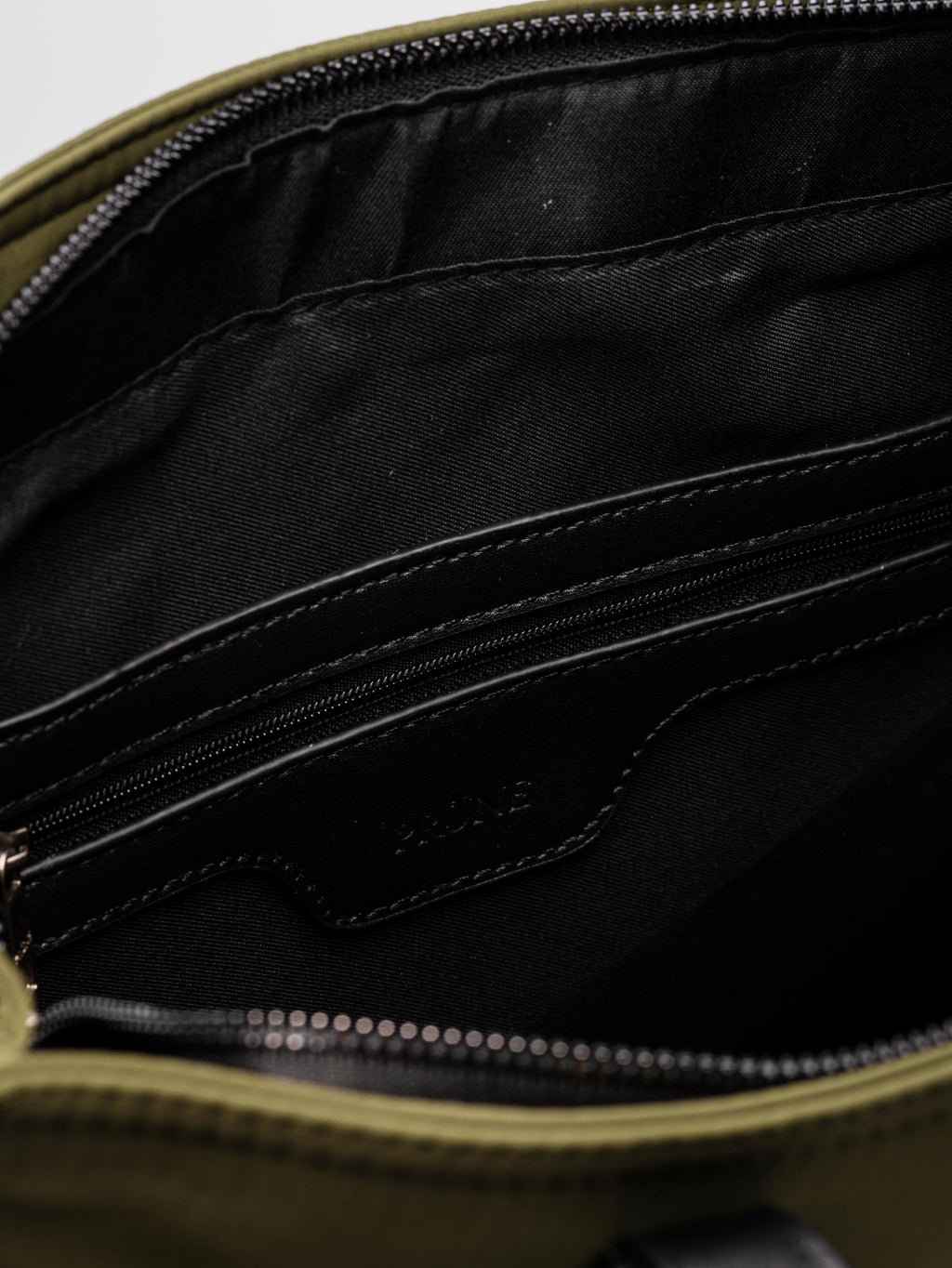 Cartera al hombro Flight en Nylon