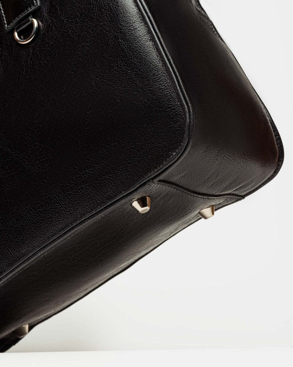Bolso Capri en cuero arrugado