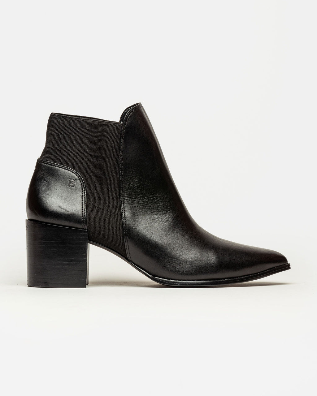 Bota caña baja June en cuero liso