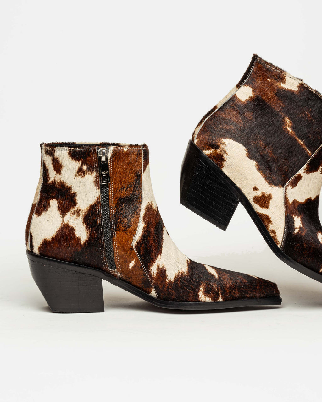 Bota caña baja Cash en pelo de vaca