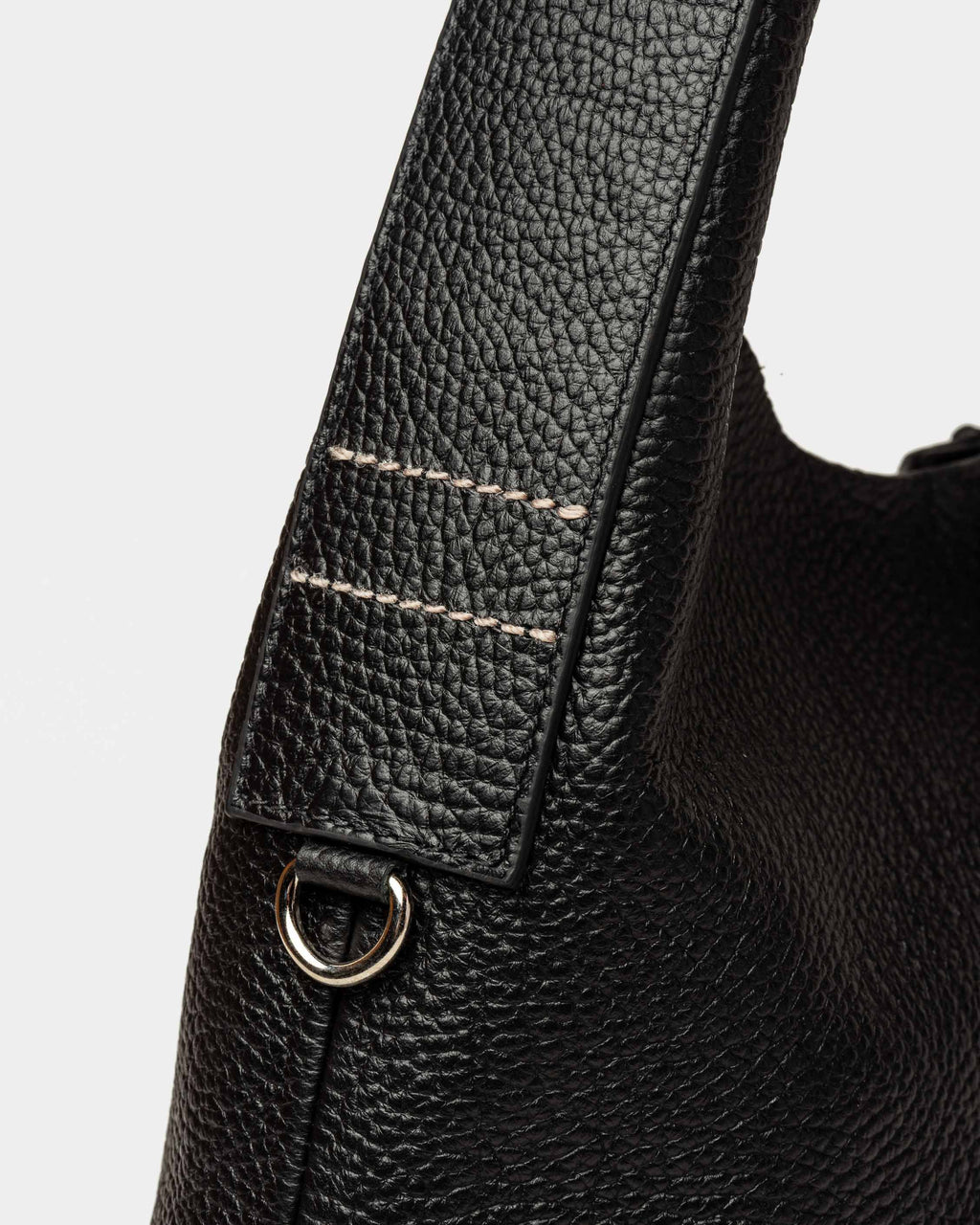Bolso Tanner en cuero graneado