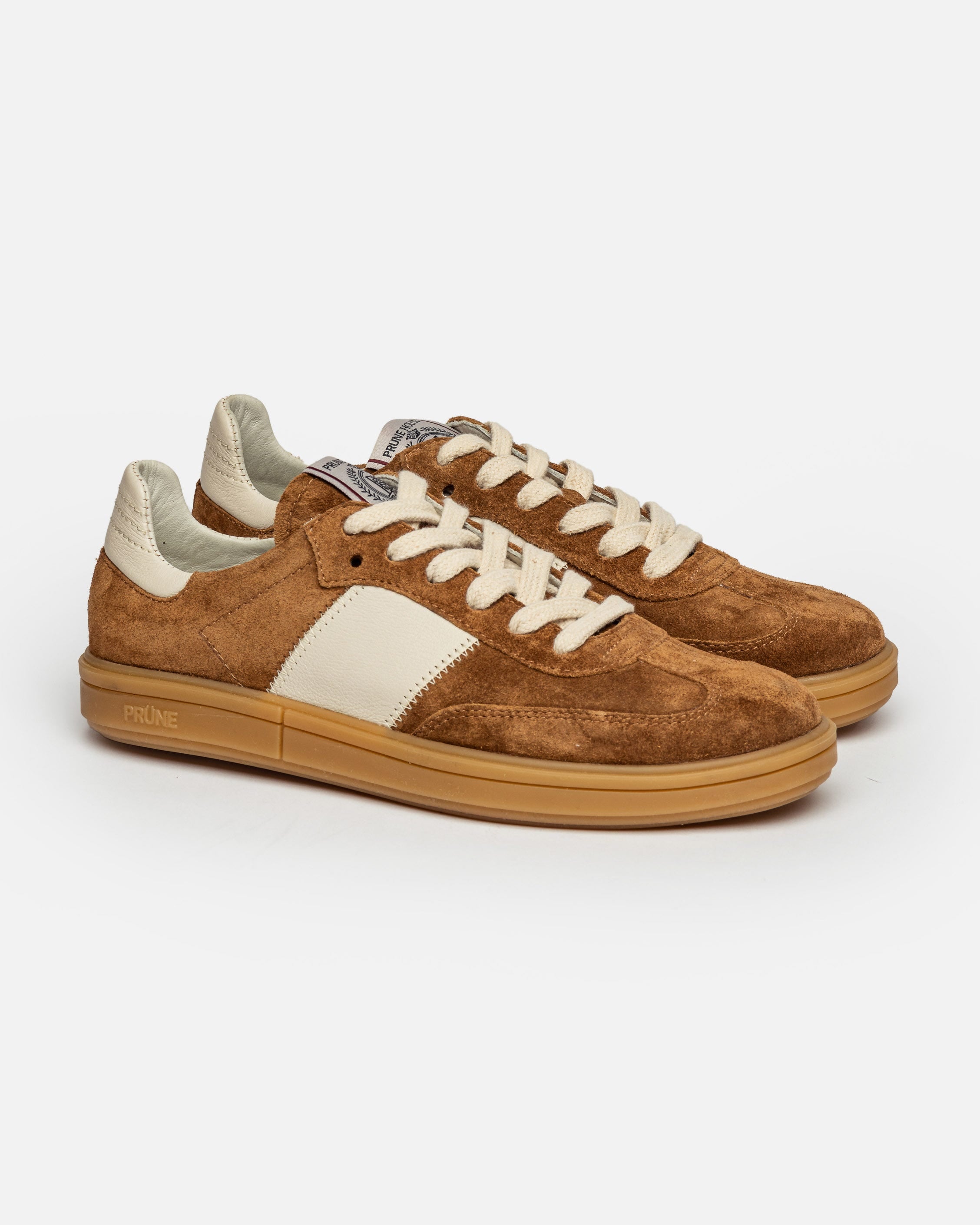 Sneaker Nil en gamuza